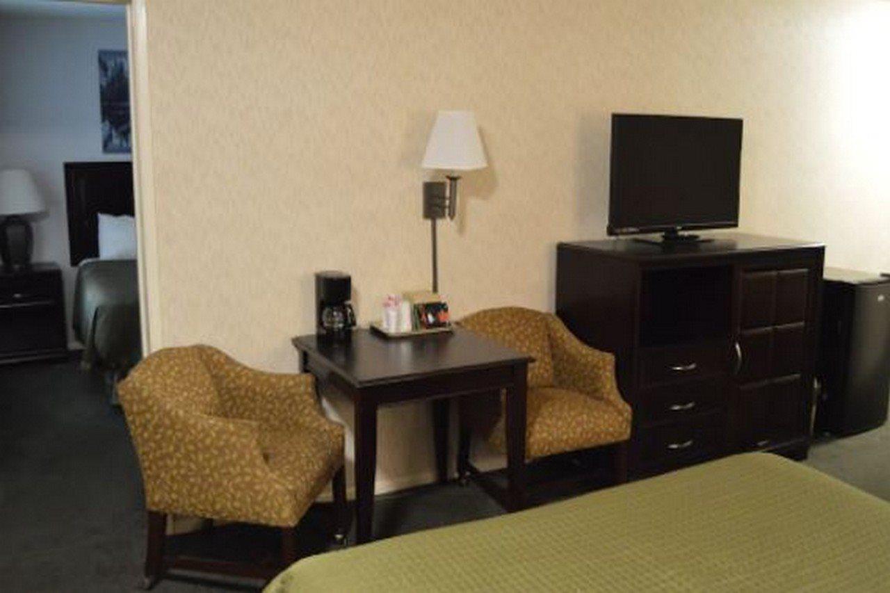 Motel Cedar 2*