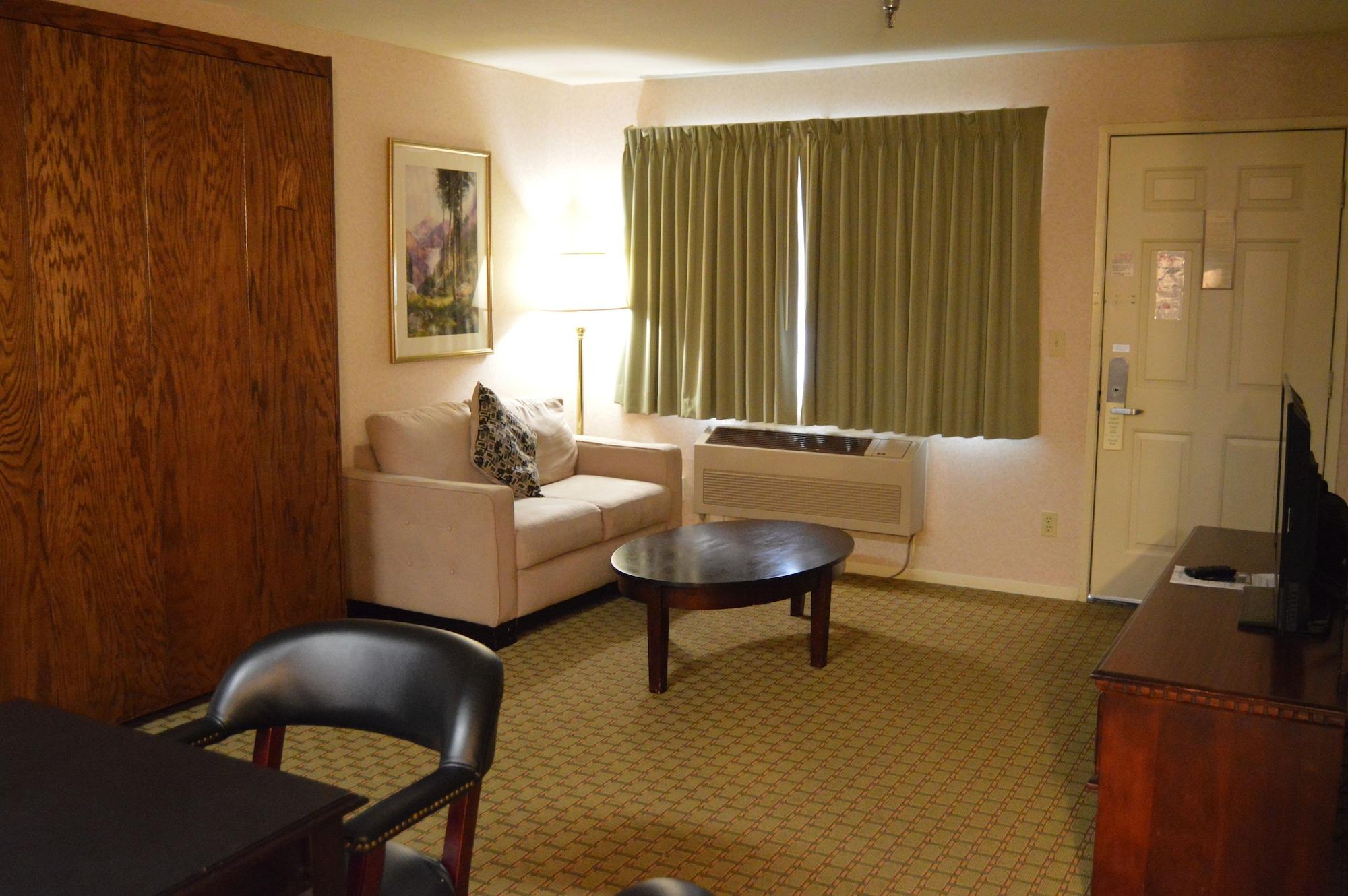 Cedar Motel
